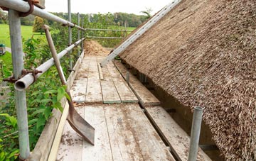 advantages of Alligin Shuas thatch roofing